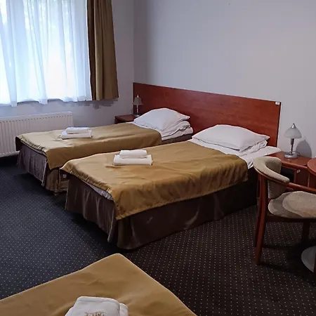 Hotel Mct 3*